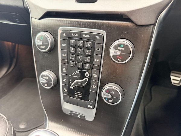 Used Volvo V40 2019 for sale - 76260030: Photo 29