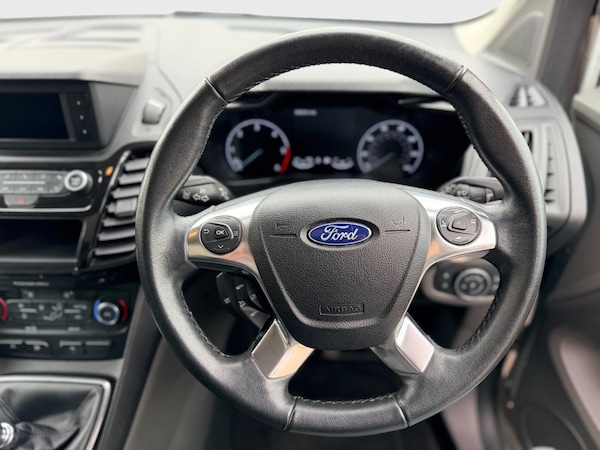 Used Ford Grand Tourneo Connect 2019 for sale - 76122722: Photo 31