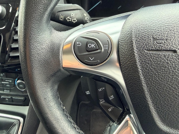 Used Ford Grand Tourneo Connect 2019 for sale - 76122722: Photo 32