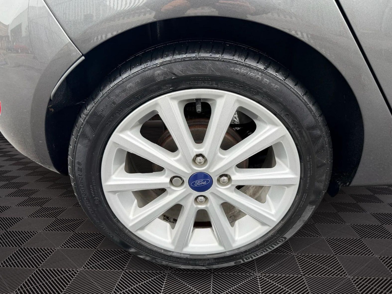 Used Ford Fiesta 2017 for sale - 76431923: Photo 11