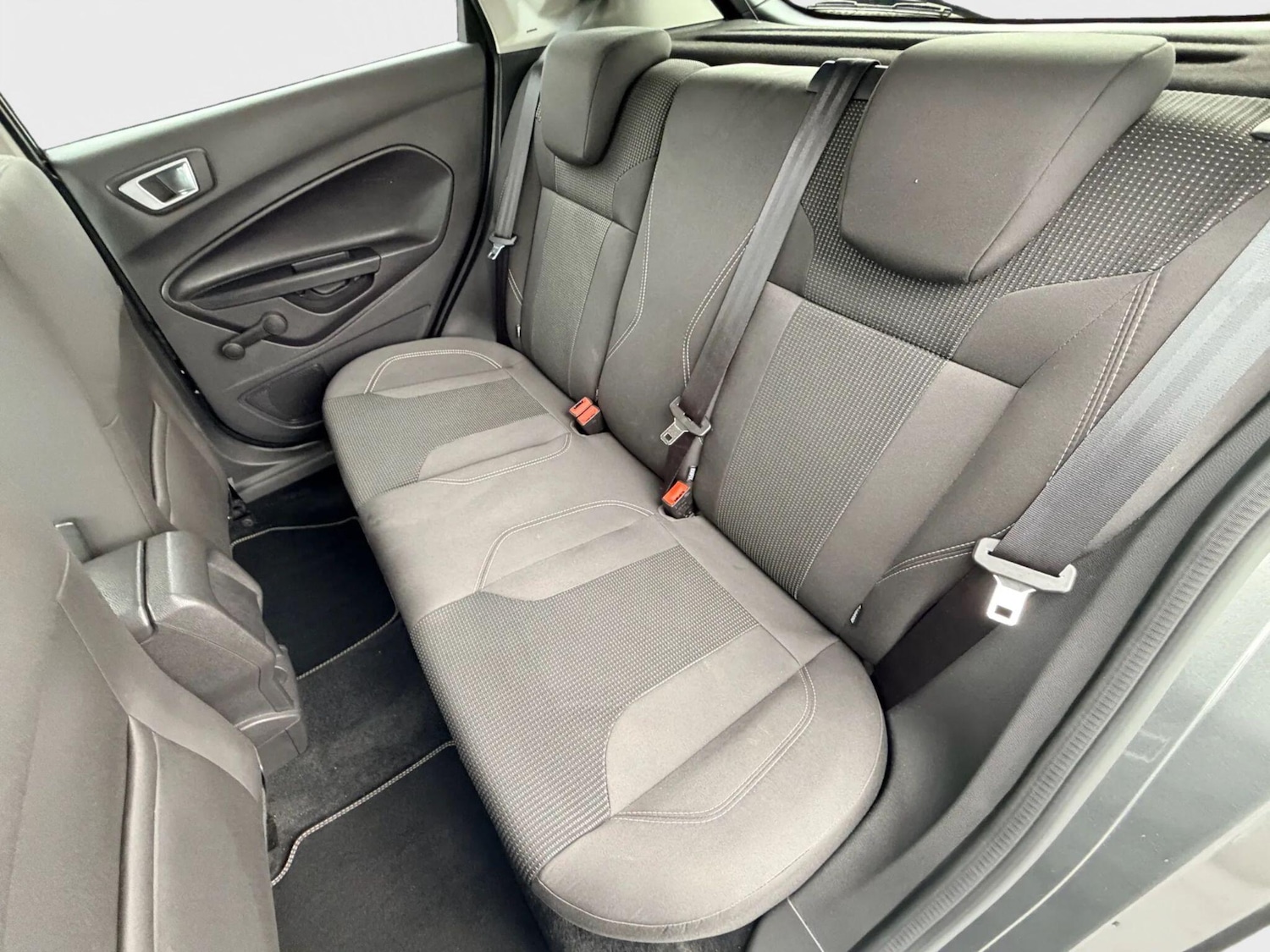 Used Ford Fiesta 2017 for sale - 76431923: Photo 22