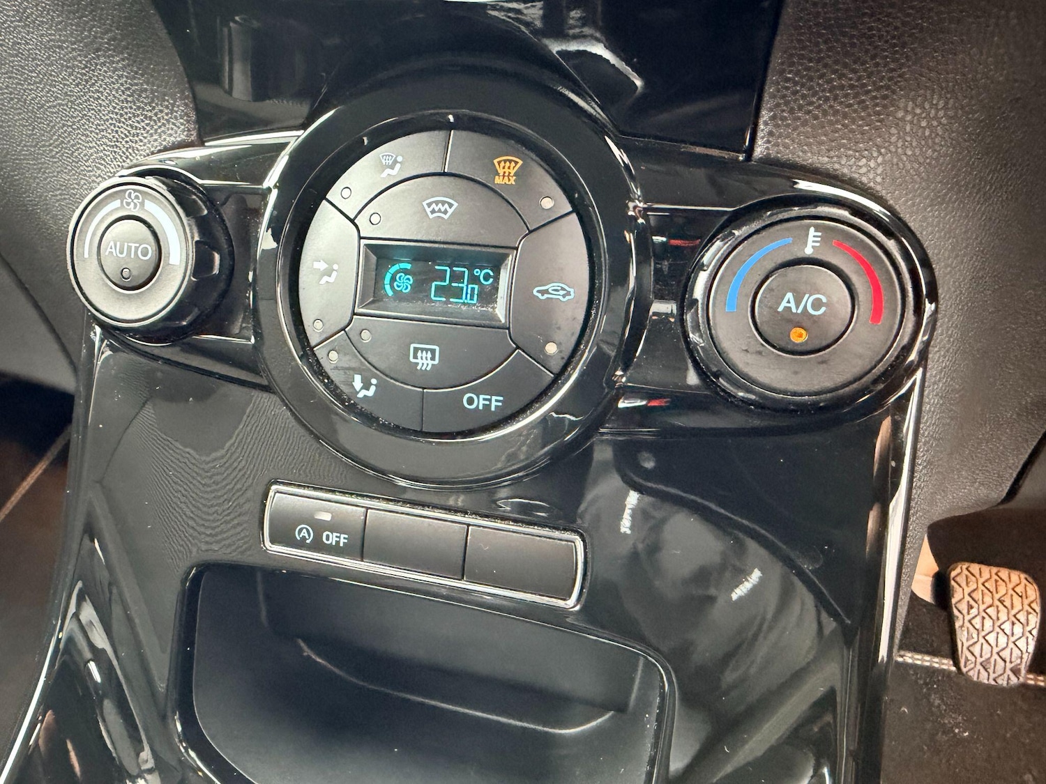 Used Ford Fiesta 2017 for sale - 76431923: Photo 34