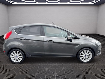 Used Ford Fiesta 2017 for sale - 76431923: Photo