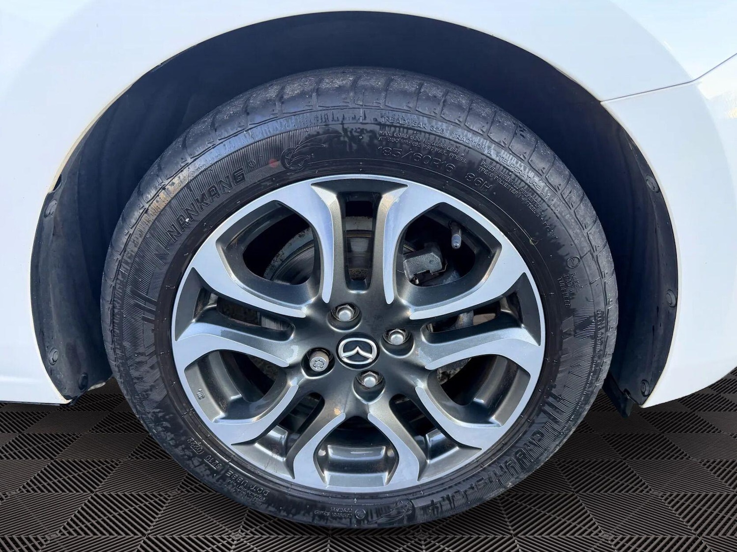 Used Mazda Mazda2 2015 for sale - 76742844: Photo 11