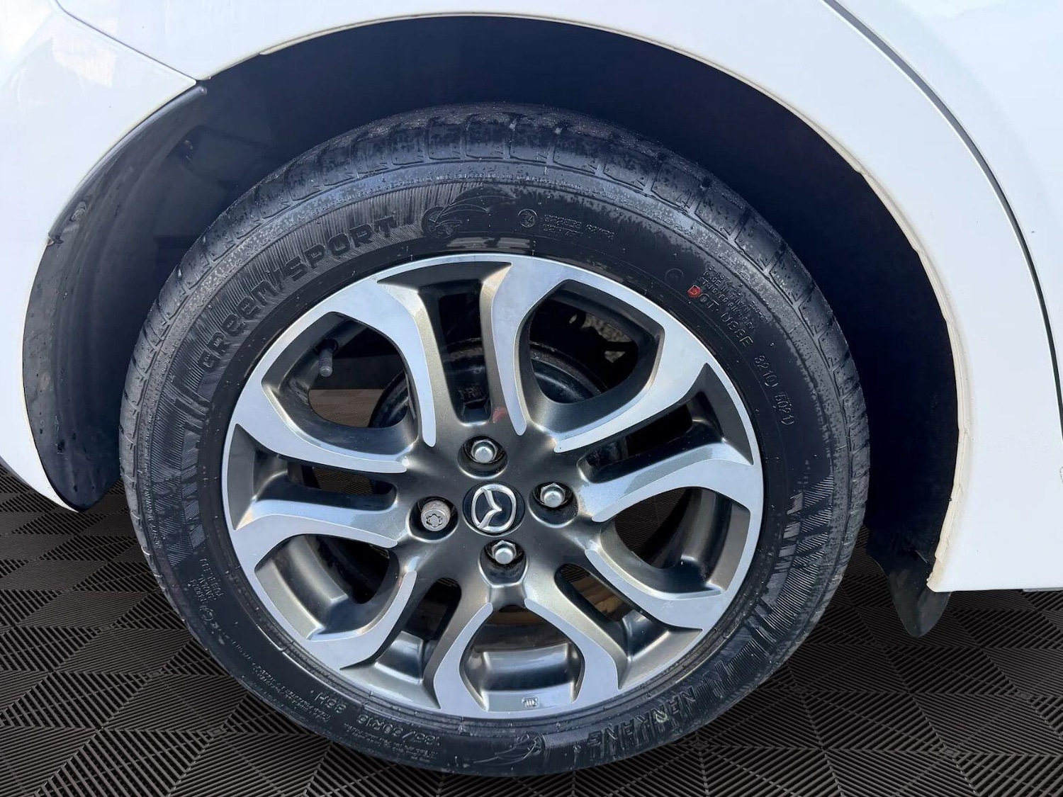 Used Mazda Mazda2 2015 for sale - 76742844: Photo 12