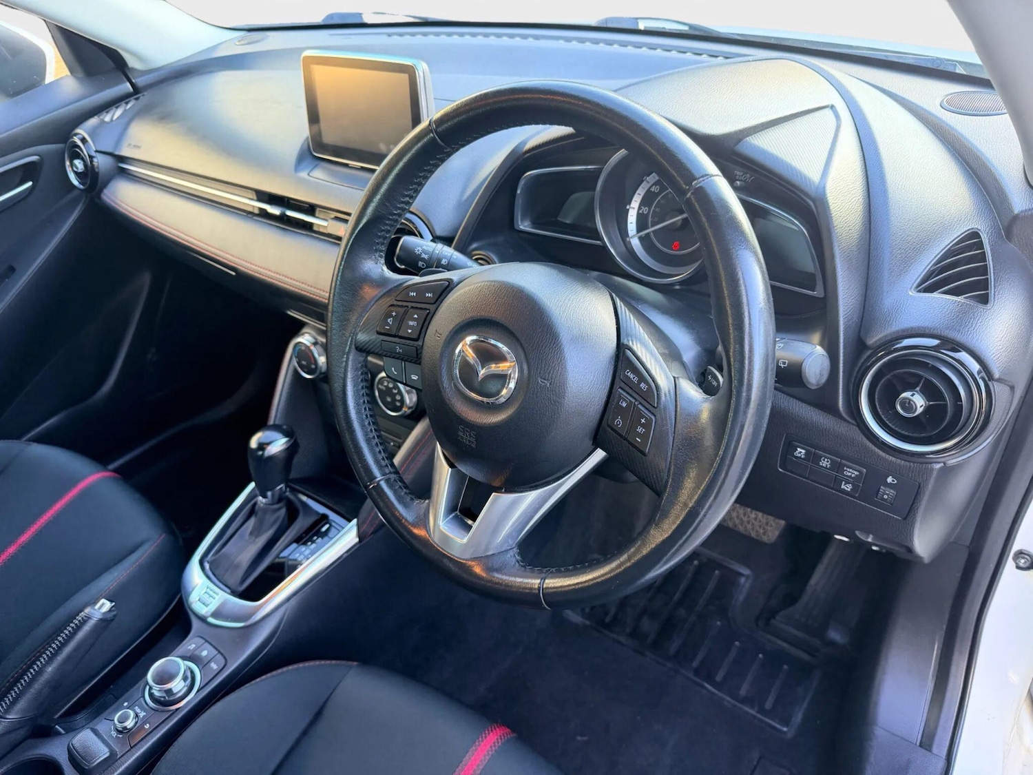 Used Mazda Mazda2 2015 for sale - 76742844: Photo 15