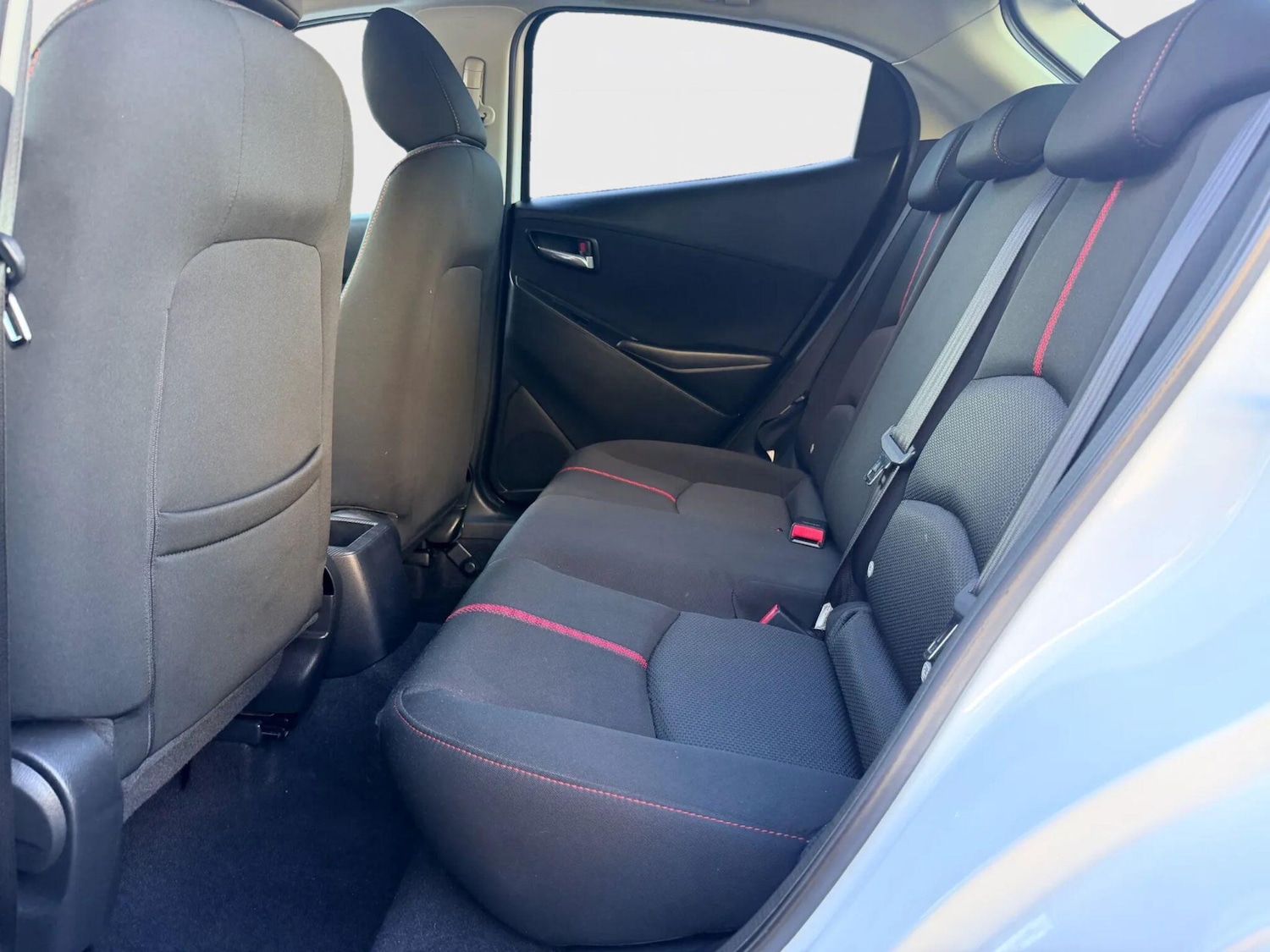 Used Mazda Mazda2 2015 for sale - 76742844: Photo 22