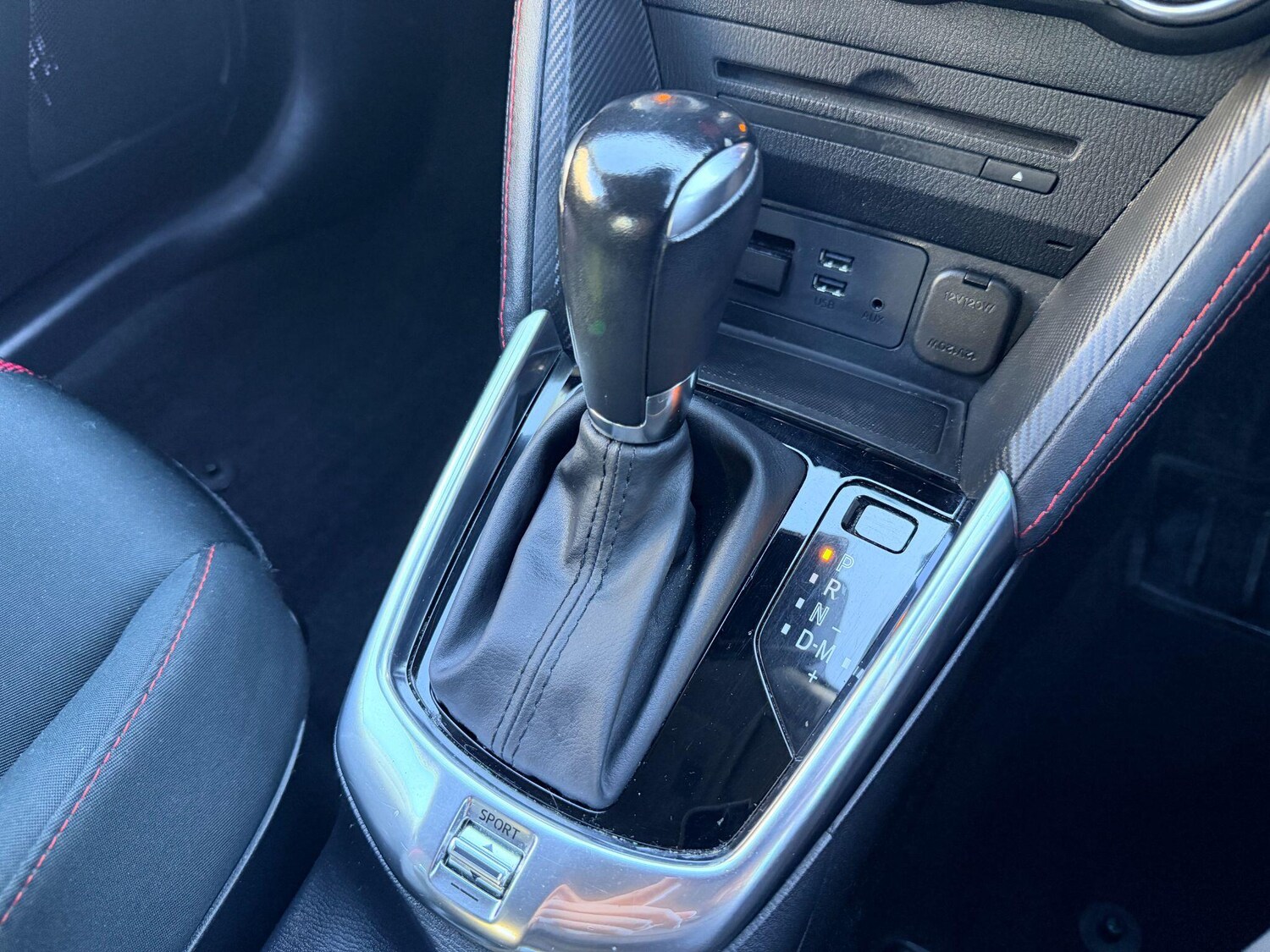 Used Mazda Mazda2 2015 for sale - 76742844: Photo 36