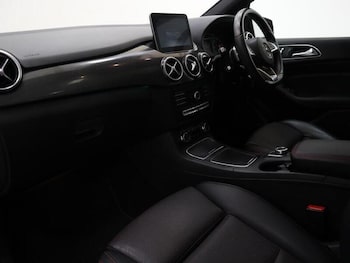 Used Mercedes-Benz B-Class 2018 for sale - 75915787: Photo