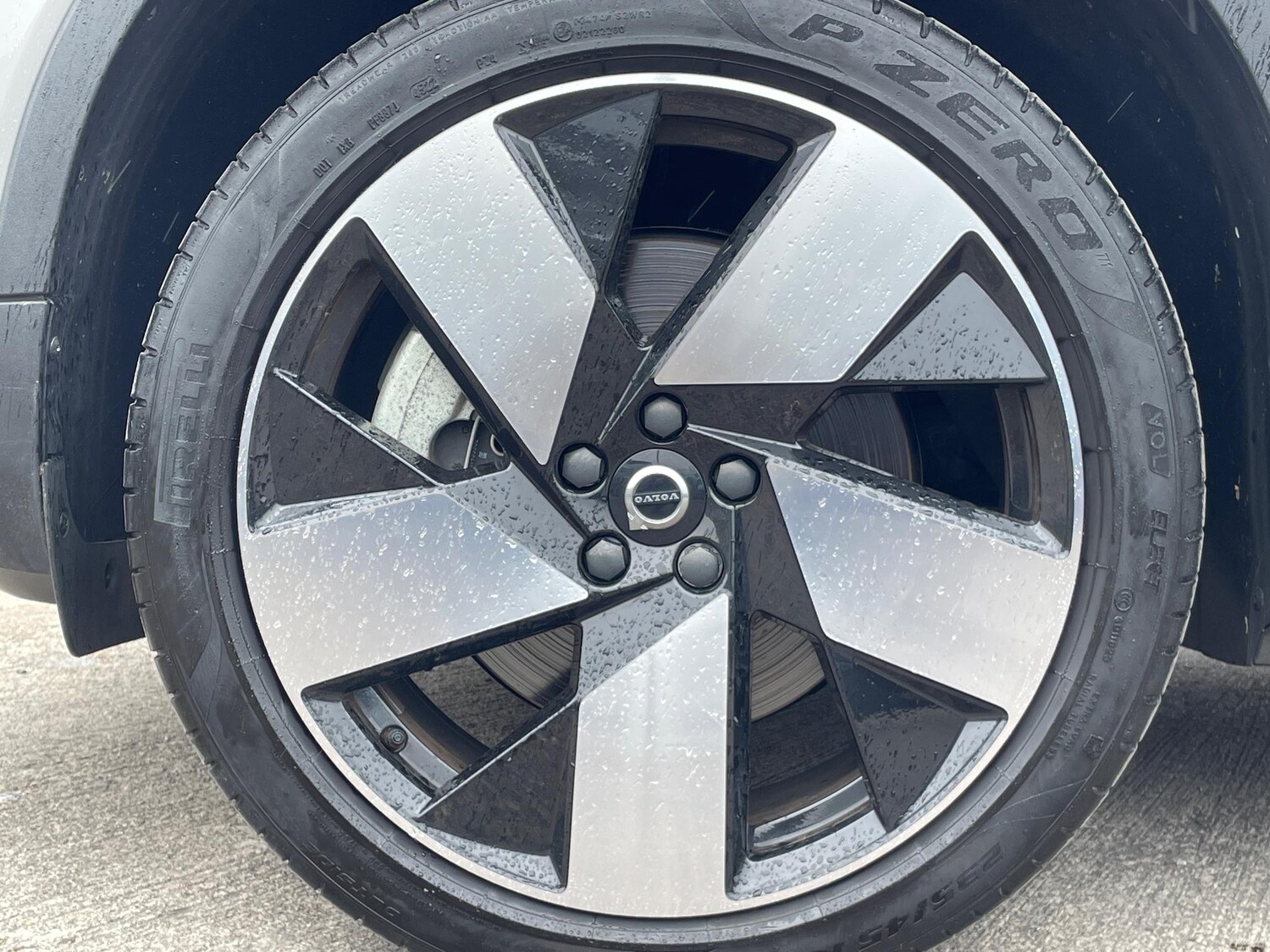 Used Volvo XC40 2023 for sale - 76644545: Photo 16