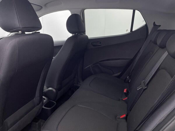 Used Hyundai i10 2019 for sale - 76166798: Photo 10