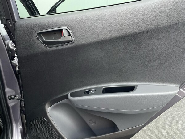 Used Hyundai i10 2019 for sale - 76166798: Photo 20