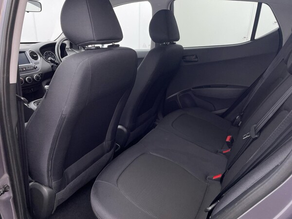 Used Hyundai i10 2019 for sale - 76166798: Photo 24