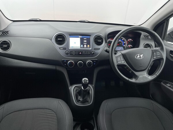 Used Hyundai i10 2019 for sale - 76166798: Photo 7