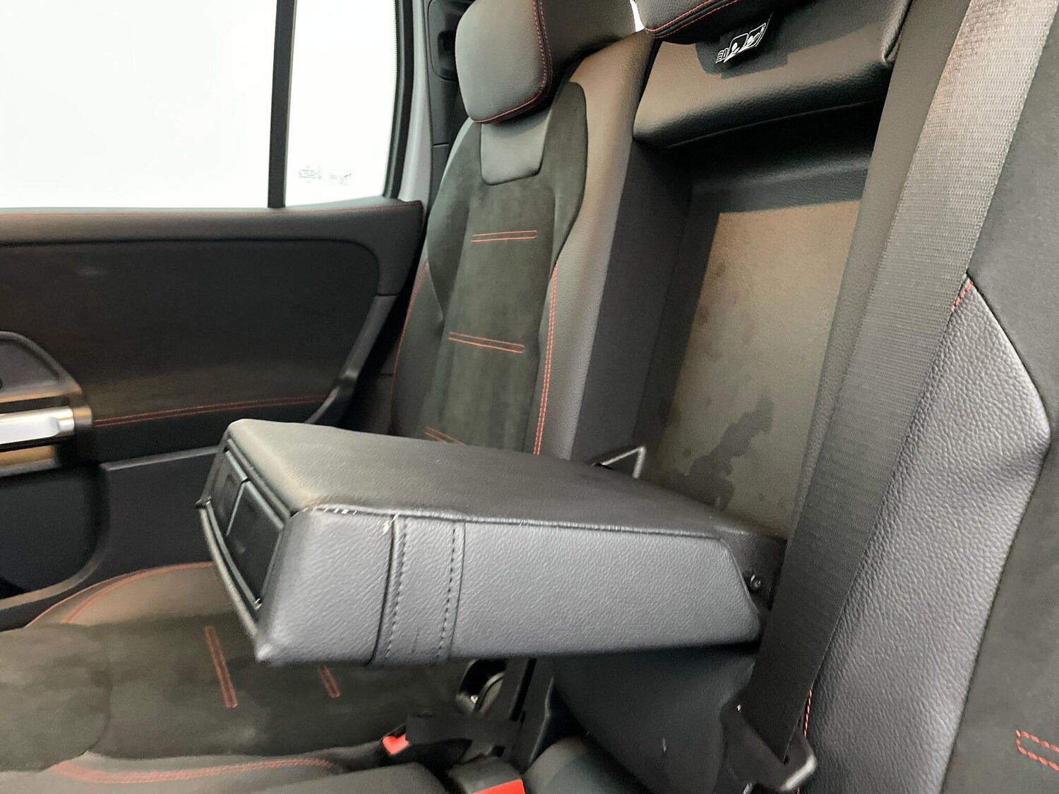 Used Mercedes-Benz GLB 2022 for sale - 75645663: Photo 16