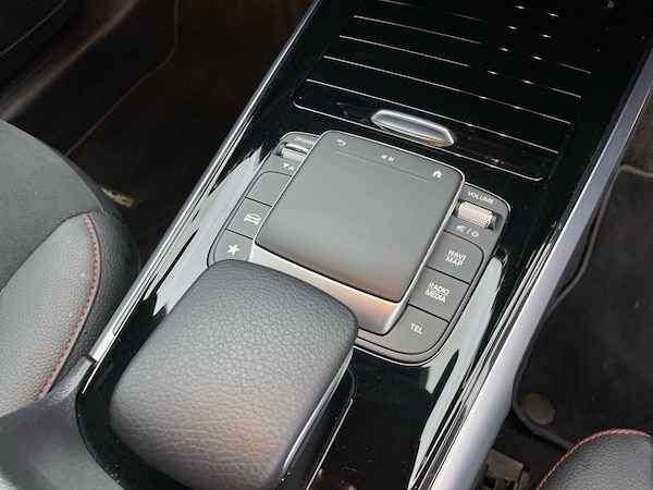 Used Mercedes-Benz GLB 2022 for sale - 75645663: Photo 17