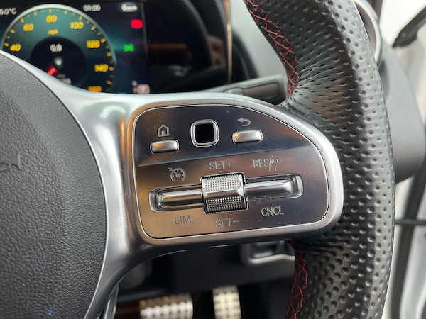Used Mercedes-Benz GLB 2022 for sale - 75645663: Photo 29