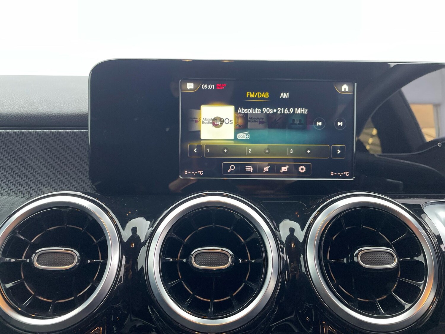 Used Mercedes-Benz GLB 2022 for sale - 75645663: Photo 34