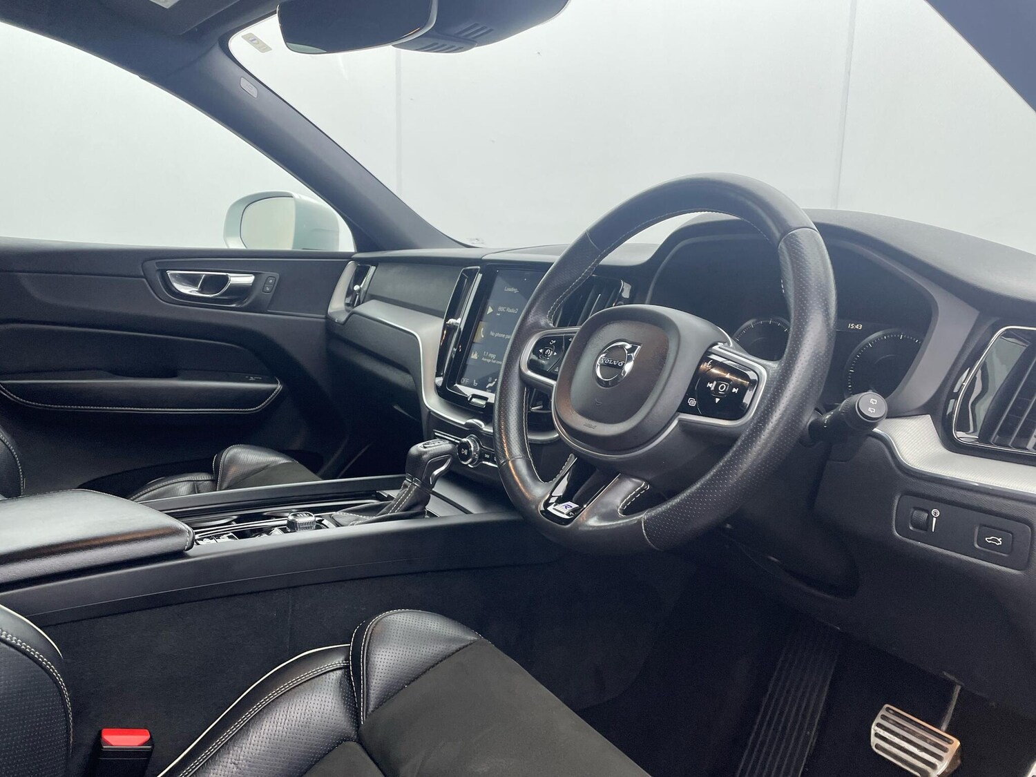 Used Volvo XC60 2017 for sale - 77586888: Photo 23