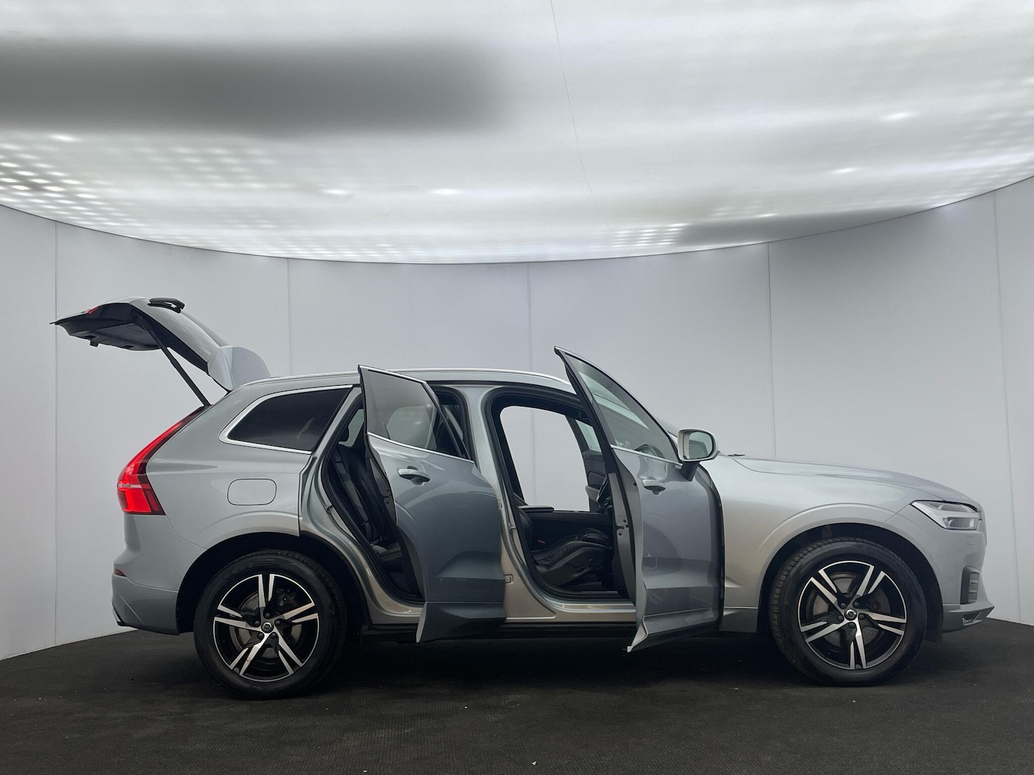 Used Volvo XC60 2017 for sale - 77586888: Photo 42