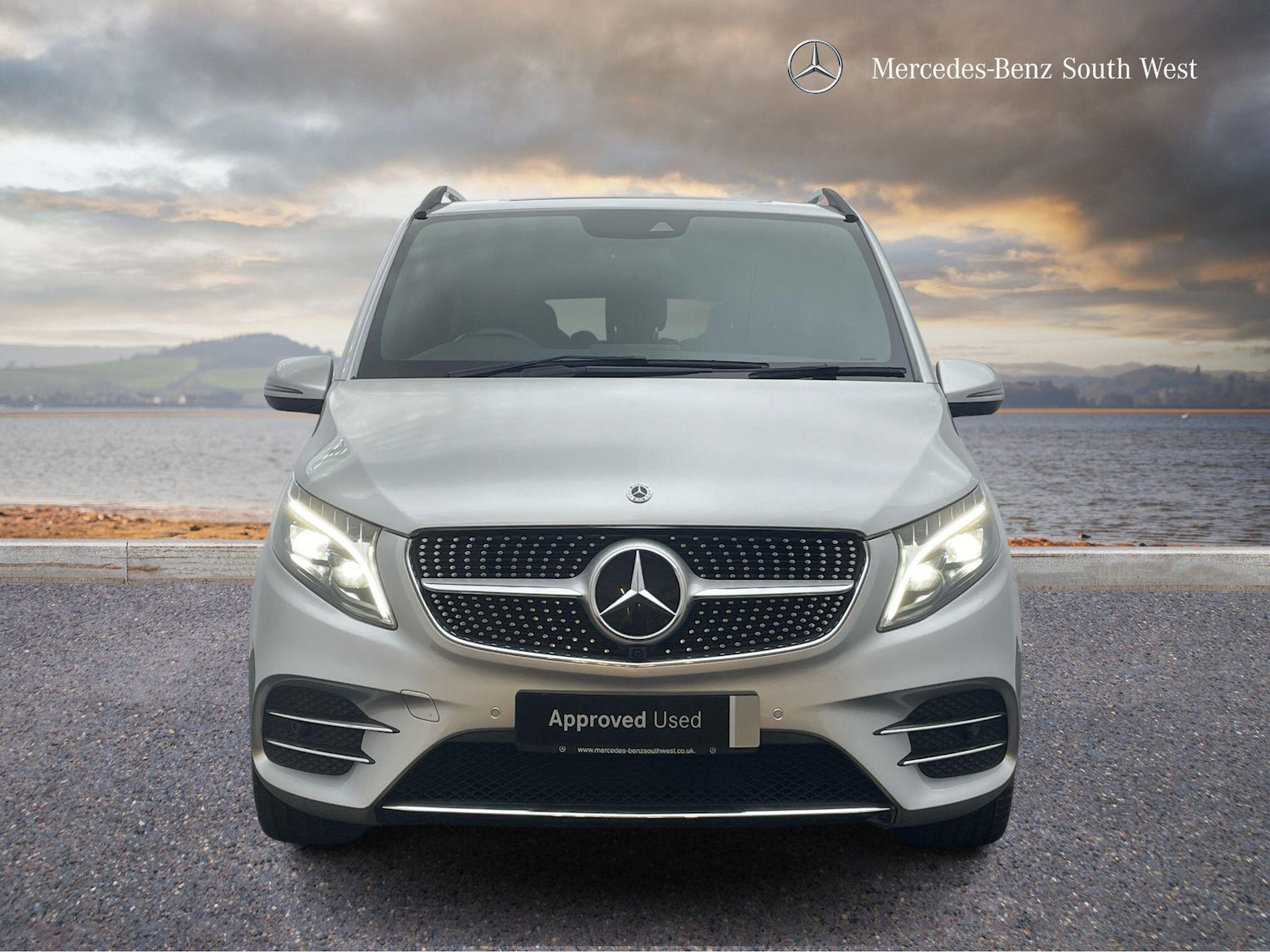 Used Mercedes-Benz V-Class 2024 for sale - 76270987: Photo 2