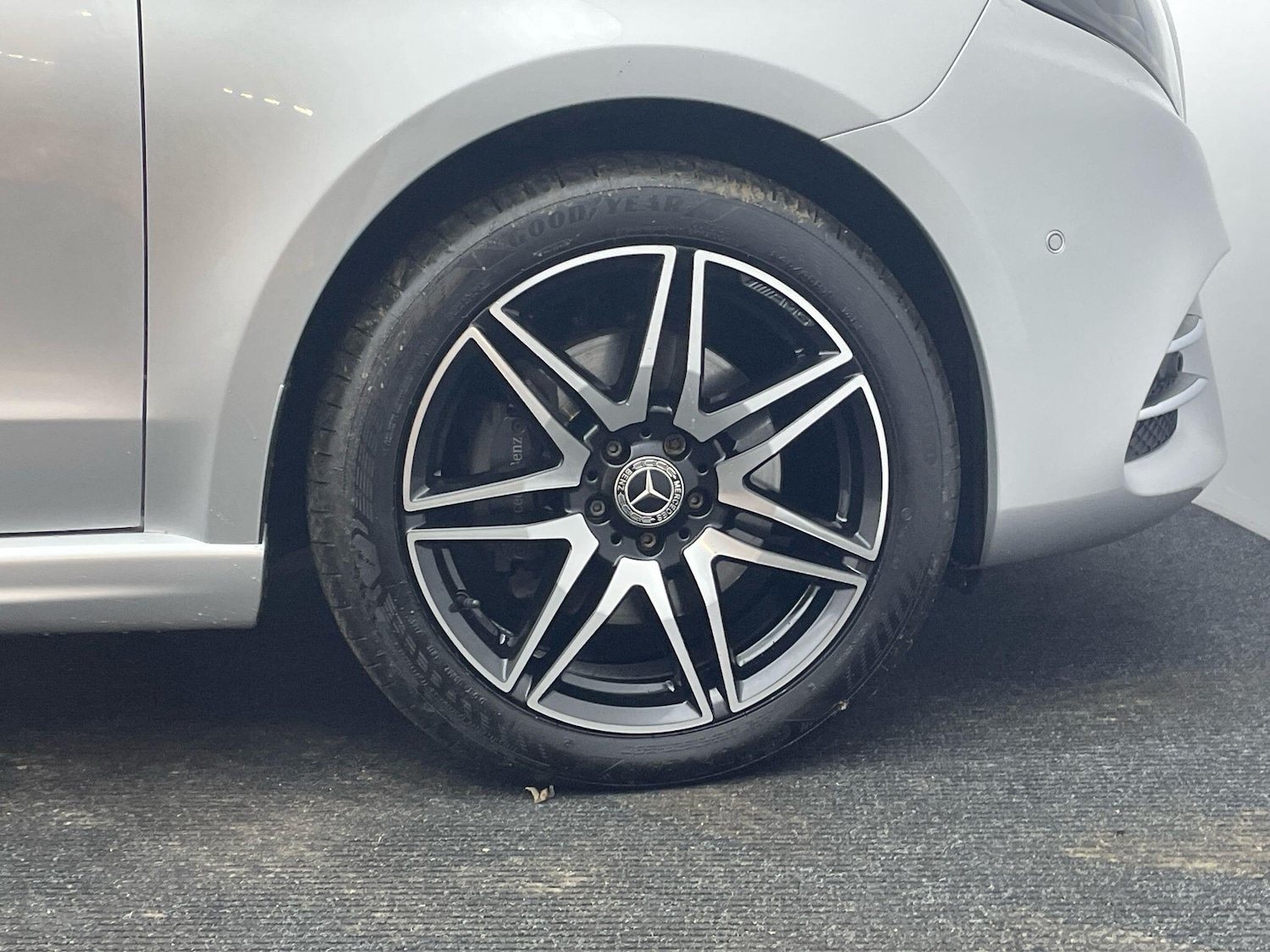 Used Mercedes-Benz V-Class 2024 for sale - 76270987: Photo 25