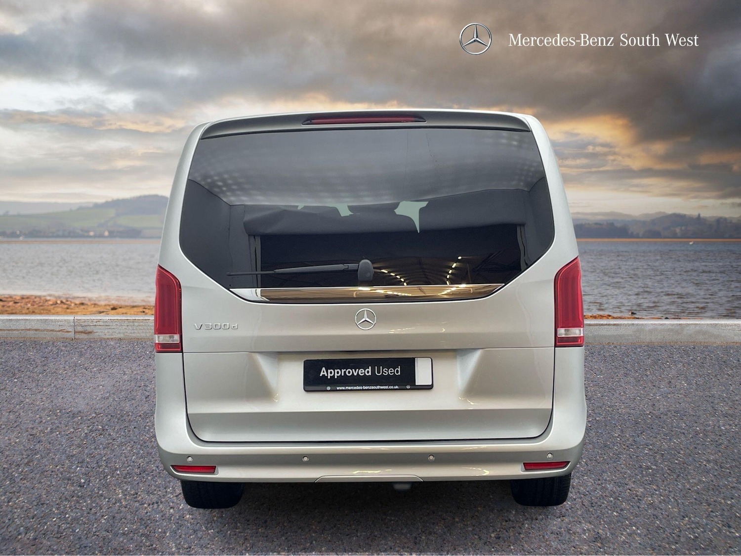 Used Mercedes-Benz V-Class 2024 for sale - 76270987: Photo 7