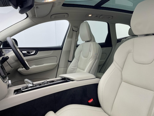 Used Volvo XC60 2023 for sale - 76166499: Photo 18