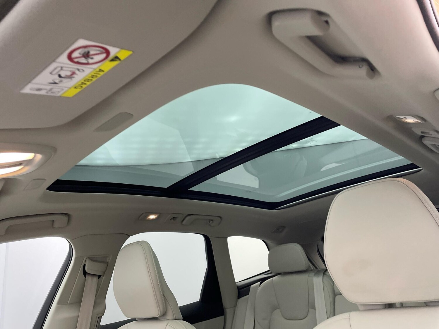 Used Volvo XC60 2023 for sale - 76166499: Photo 19