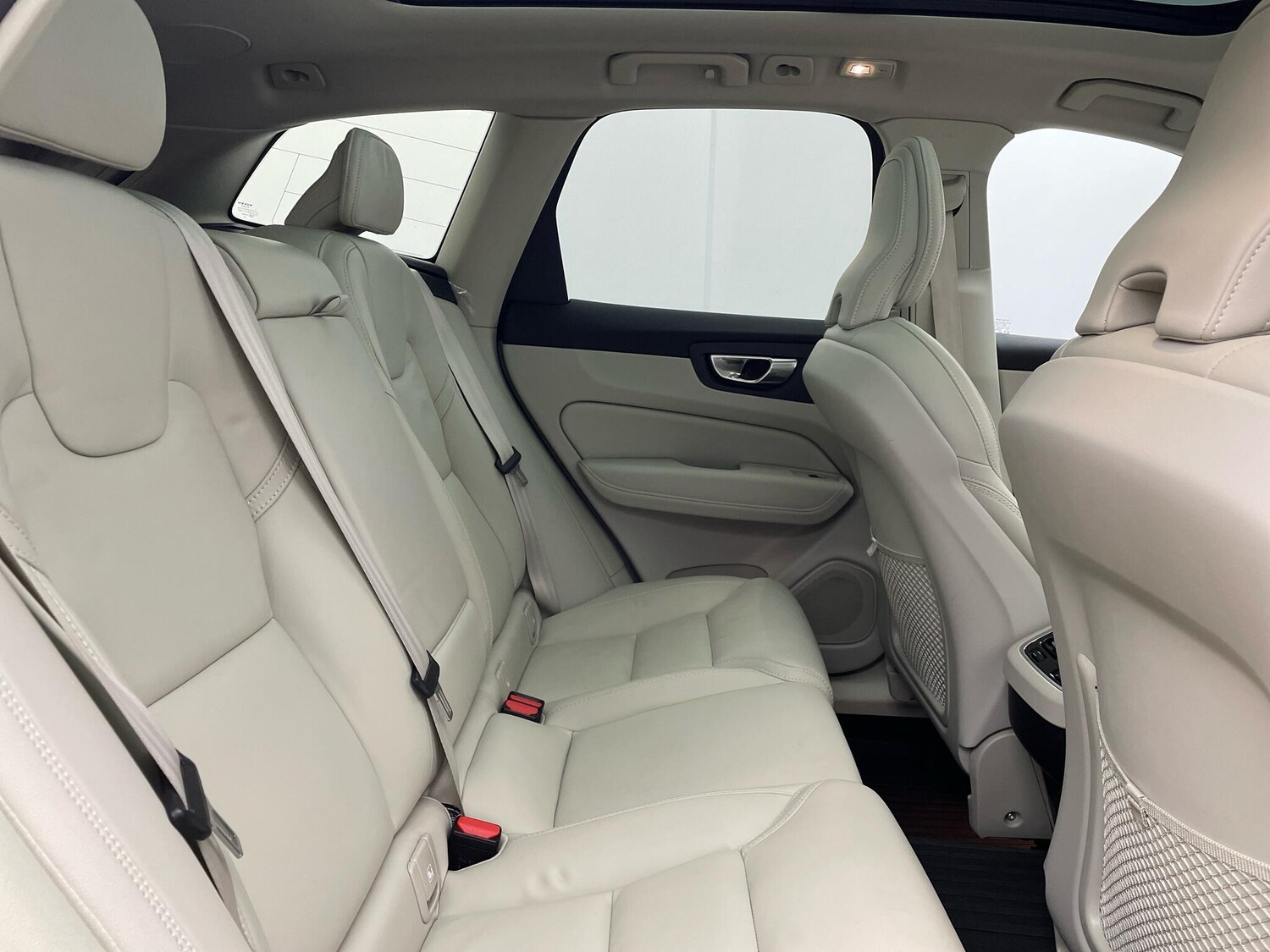 Used Volvo XC60 2023 for sale - 76166499: Photo 21