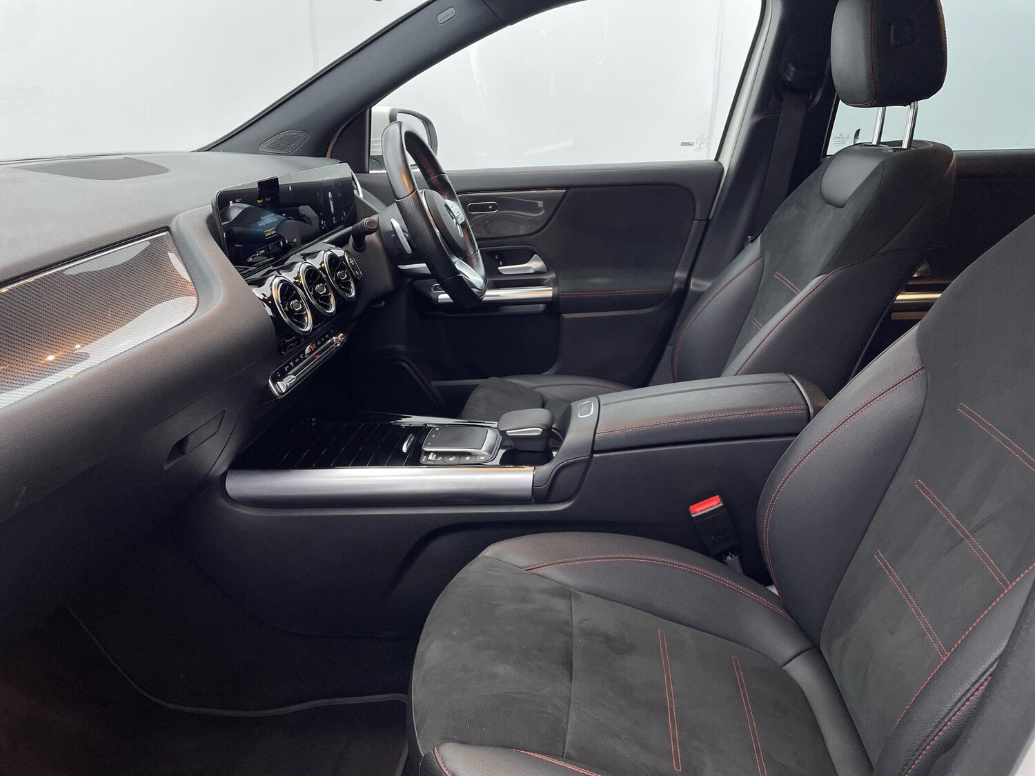 Used Mercedes-Benz GLA 2021 for sale - 76152108: Photo 32