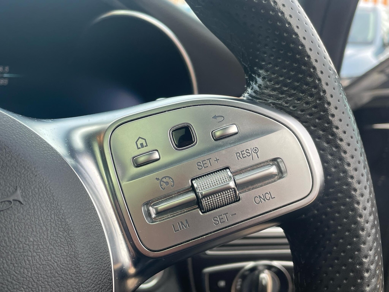 Used Mercedes-Benz C Class 2019 for sale - 77537516: Photo 26