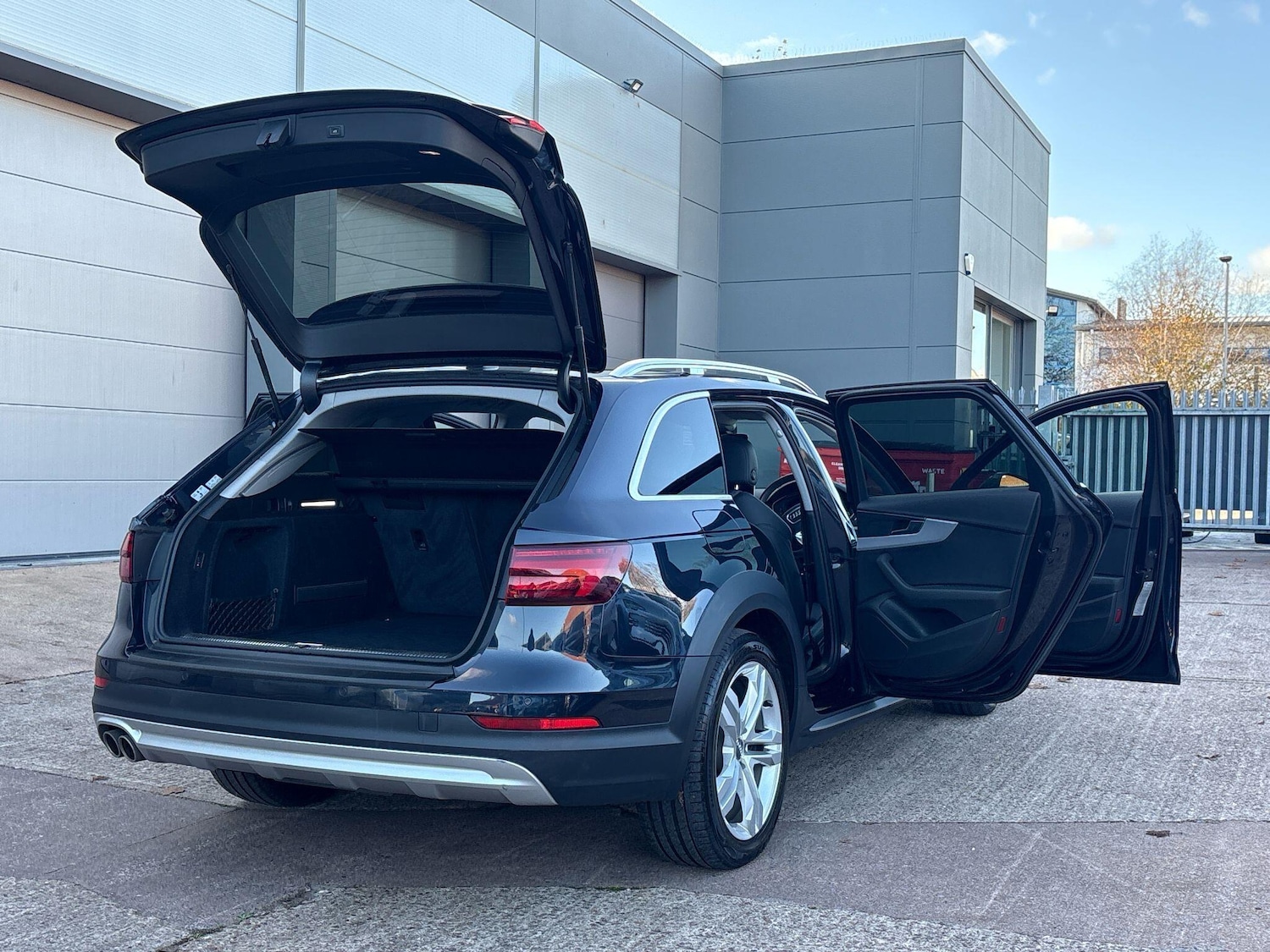 Used Audi A4 Allroad 2018 for sale - 76573249: Photo 11