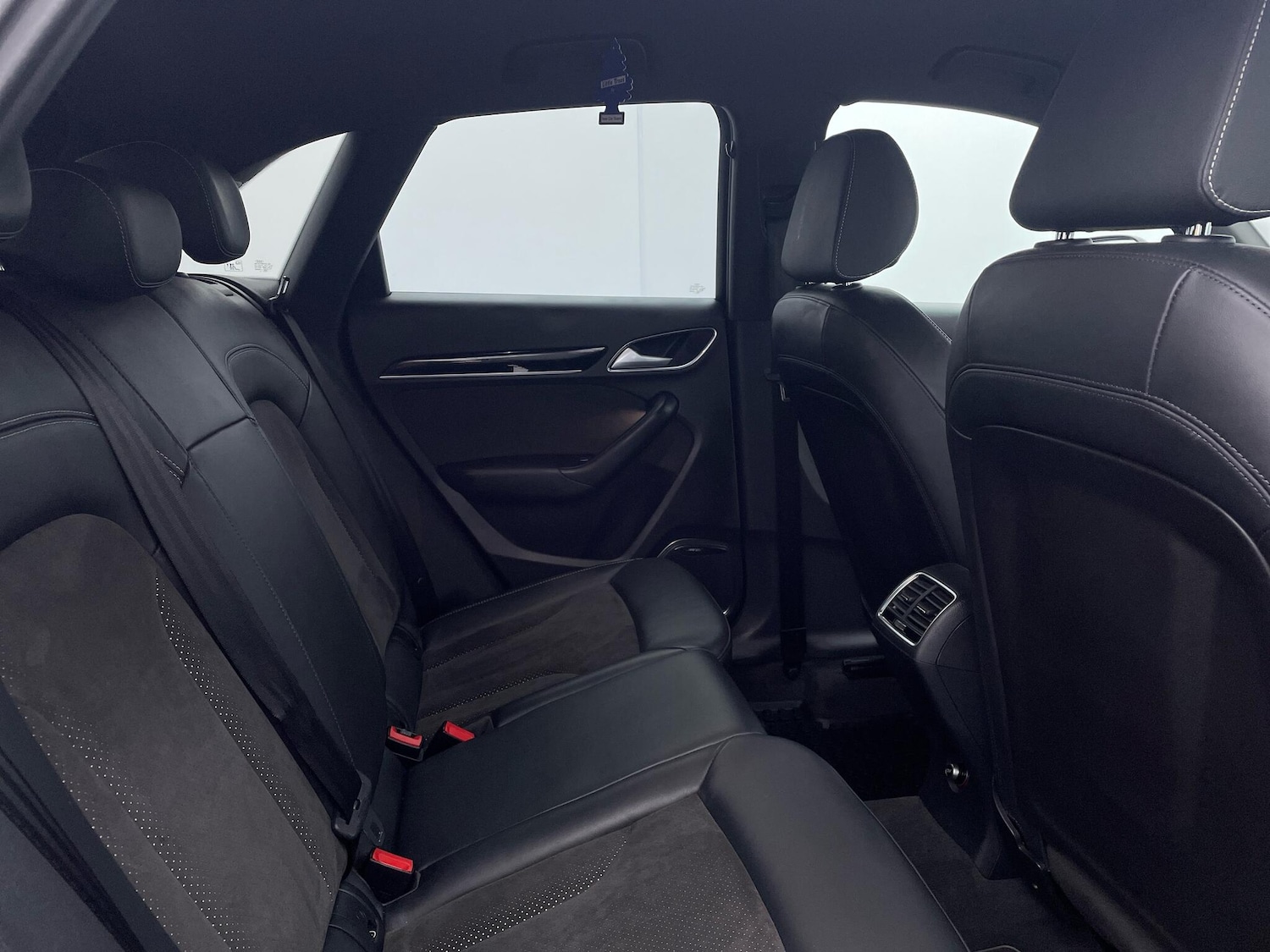 Used Audi Q3 2018 for sale - 76765755: Photo 14