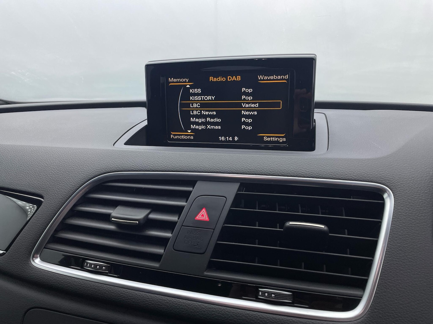 Used Audi Q3 2018 for sale - 76765755: Photo 25