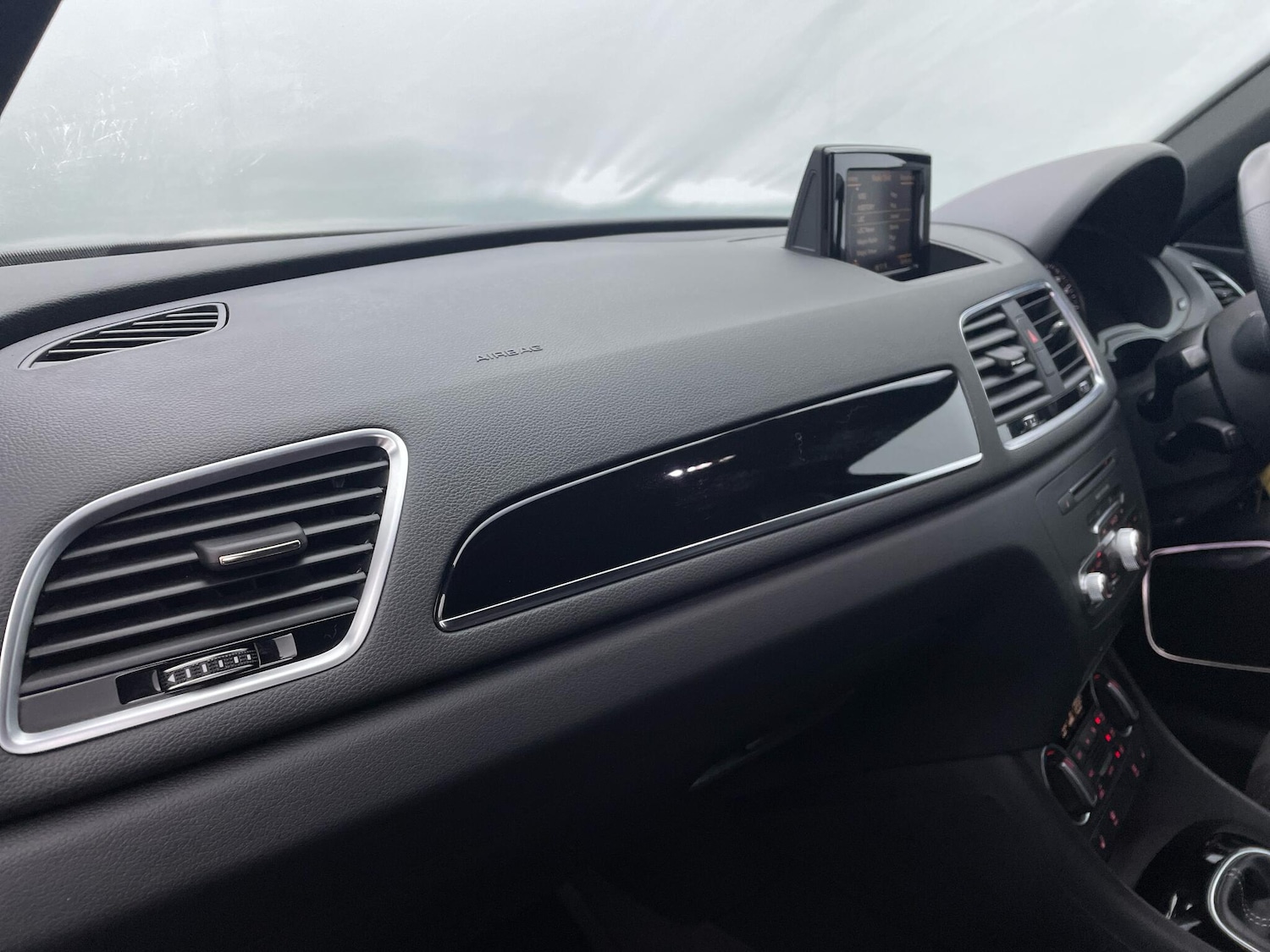 Used Audi Q3 2018 for sale - 76765755: Photo 32