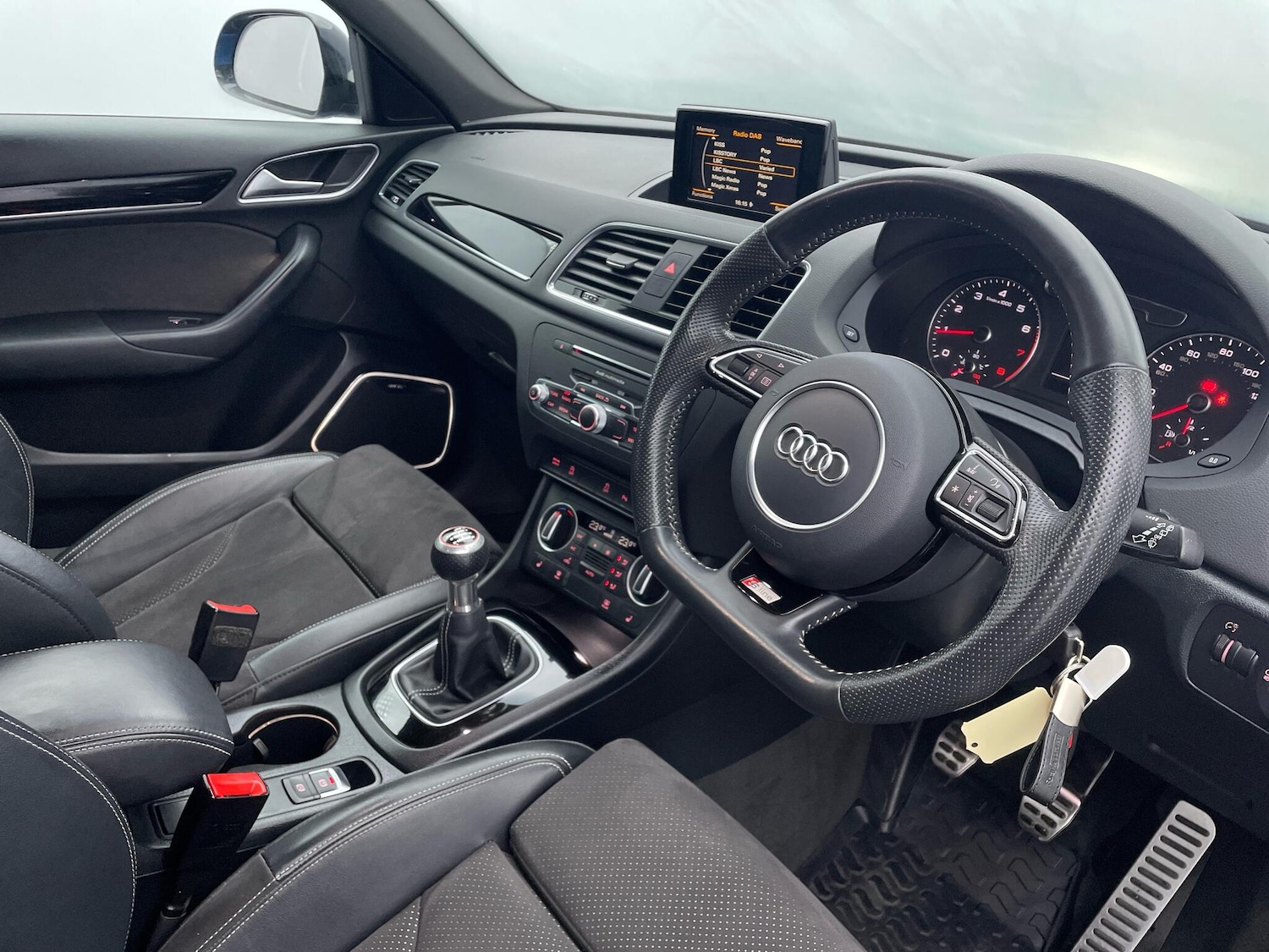 Used Audi Q3 2018 for sale - 76765755: Photo 5