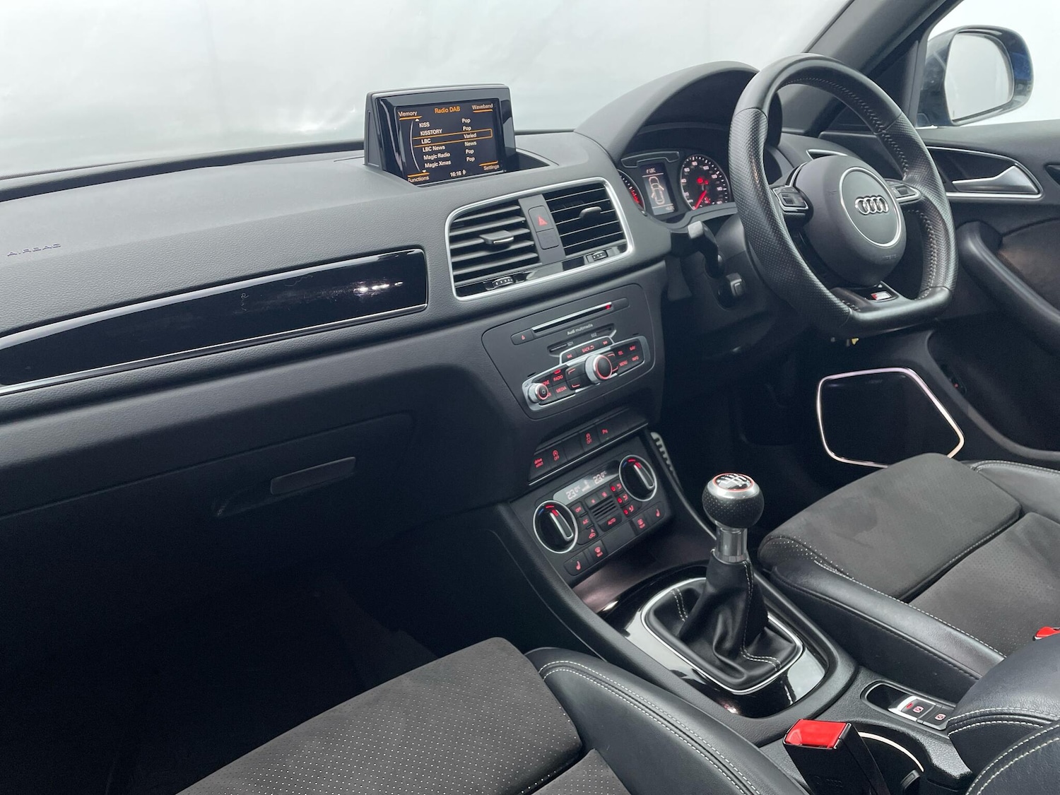 Used Audi Q3 2018 for sale - 76765755: Photo 9