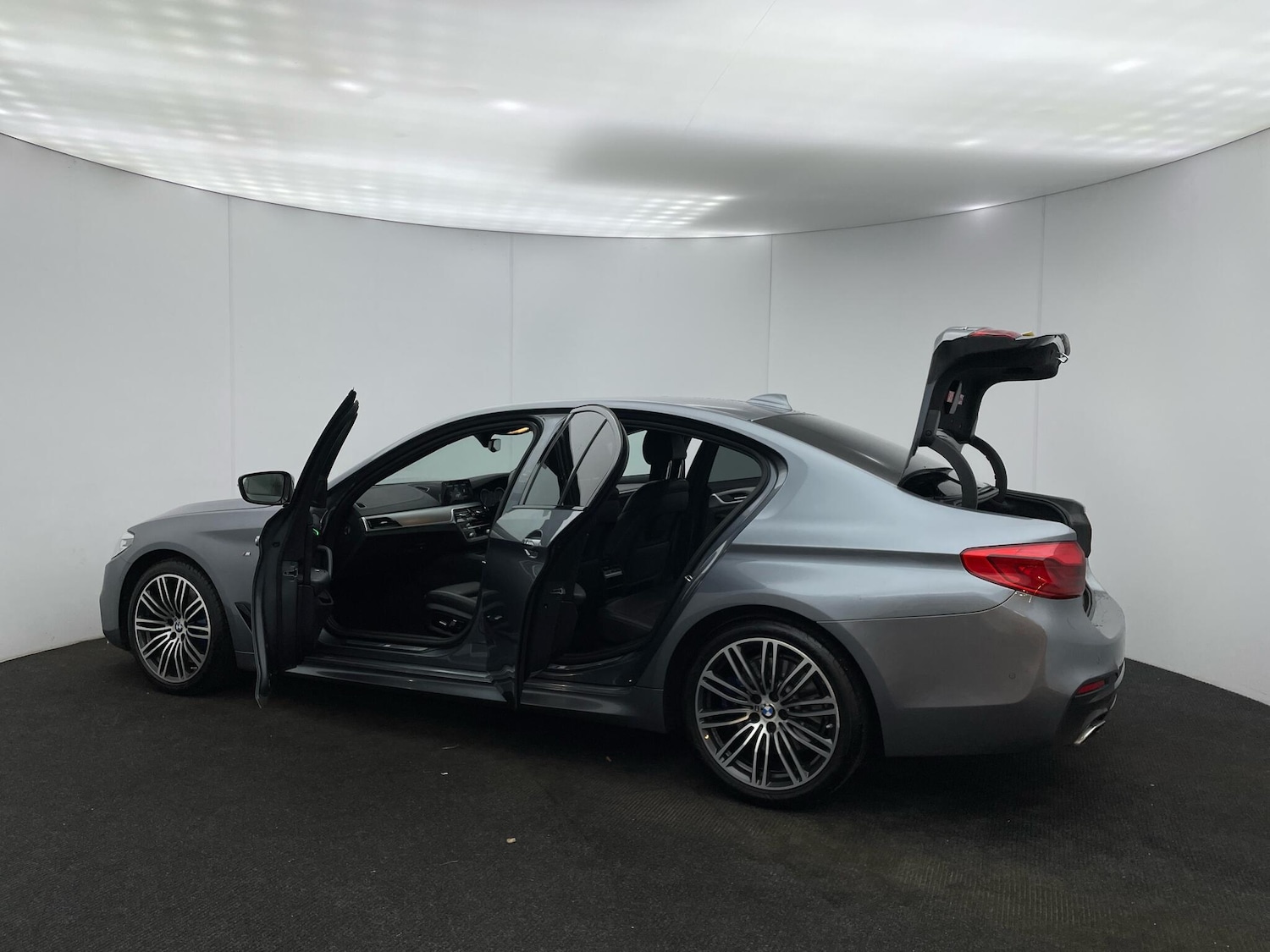 Used BMW 5 Series for sale - 77175421: Photo 44