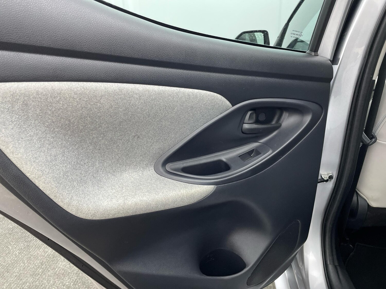 Used Toyota Yaris 2022 for sale - 77120068: Photo 16