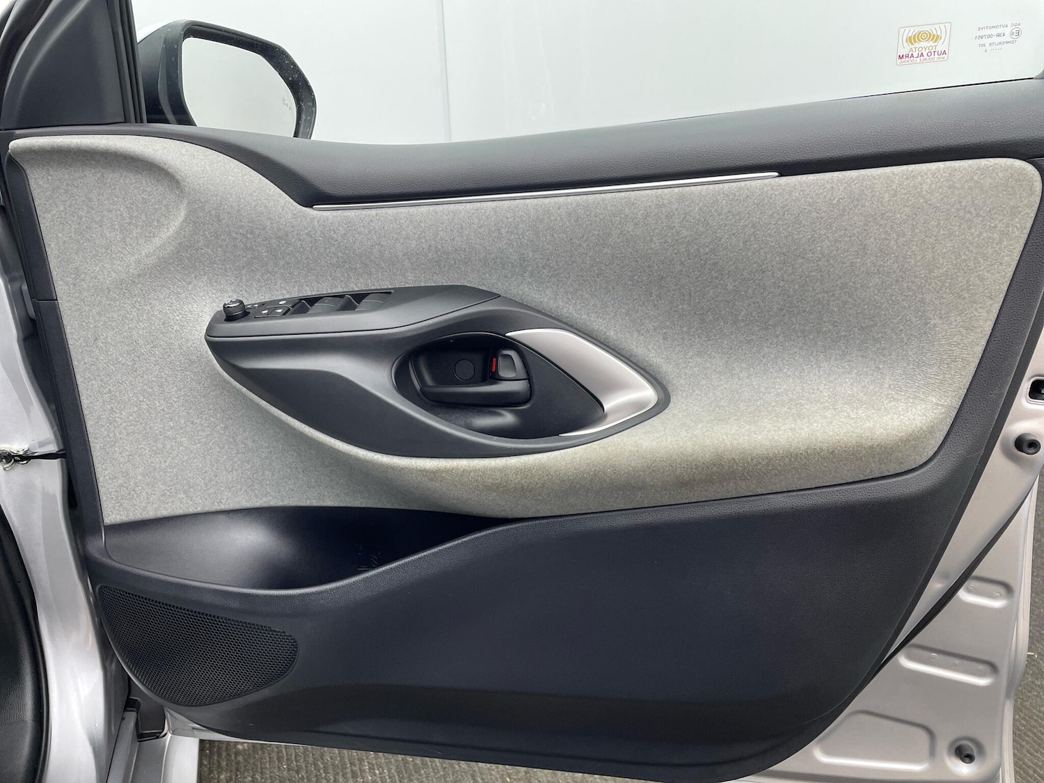 Used Toyota Yaris 2022 for sale - 77120068: Photo 18