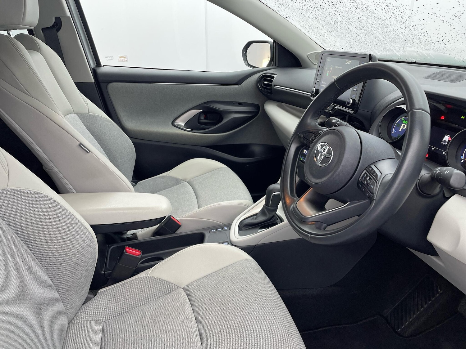 Used Toyota Yaris 2022 for sale - 77120068: Photo 24