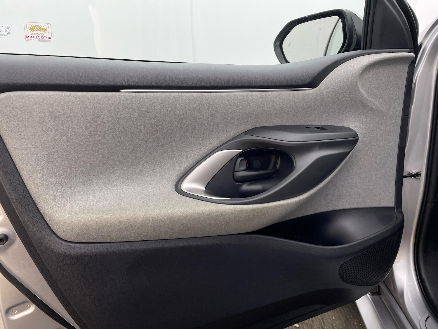 Used Toyota Yaris 2022 for sale - 77120068: Photo 26