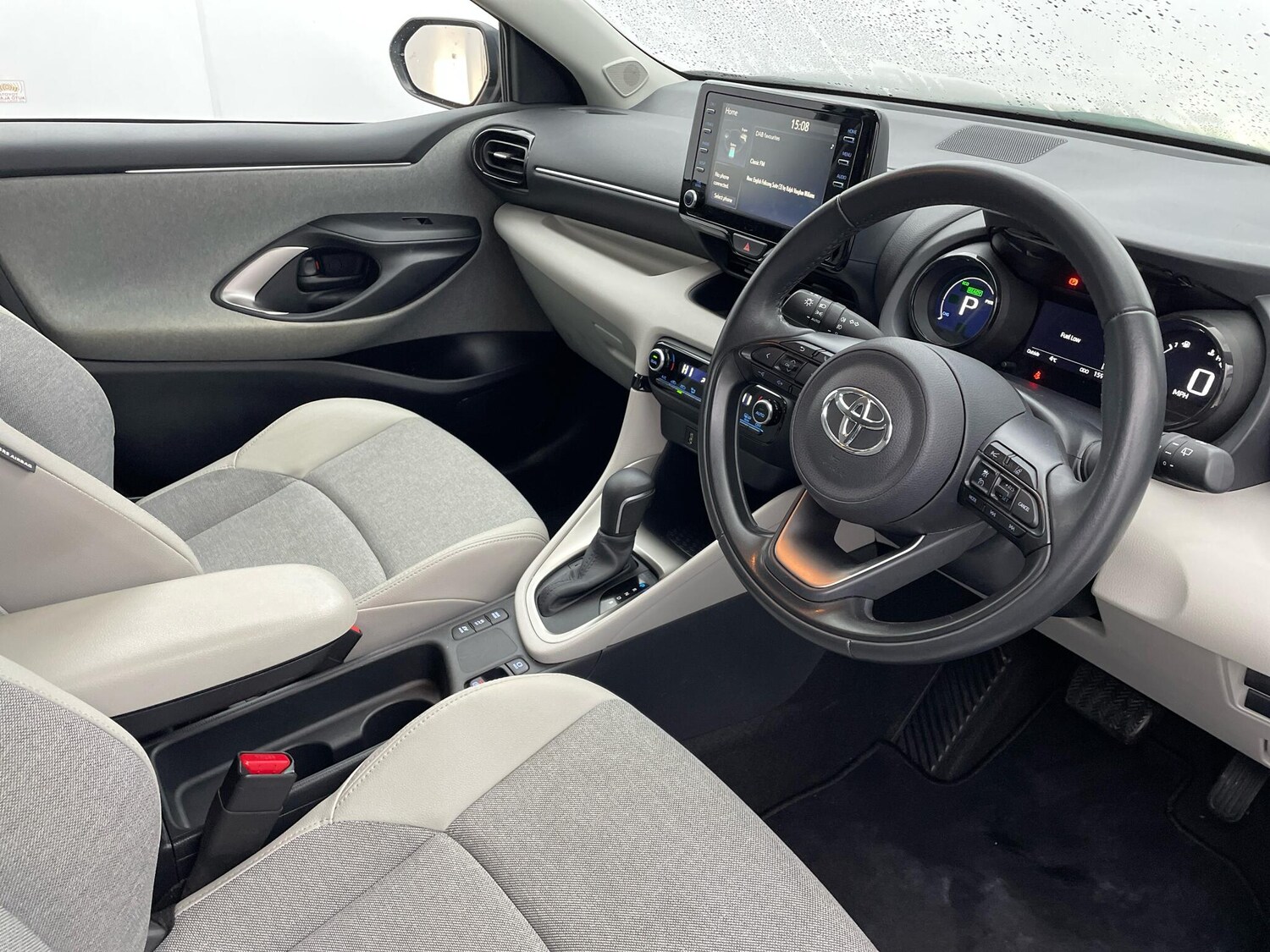 Used Toyota Yaris 2022 for sale - 77120068: Photo 5