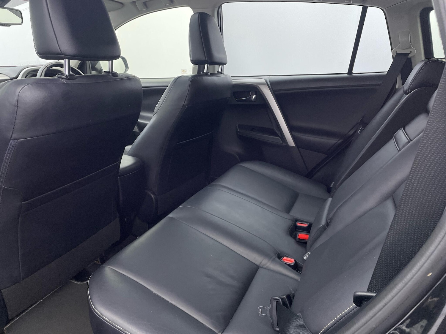 Used Toyota RAV4 2016 for sale - 76499762: Photo 17