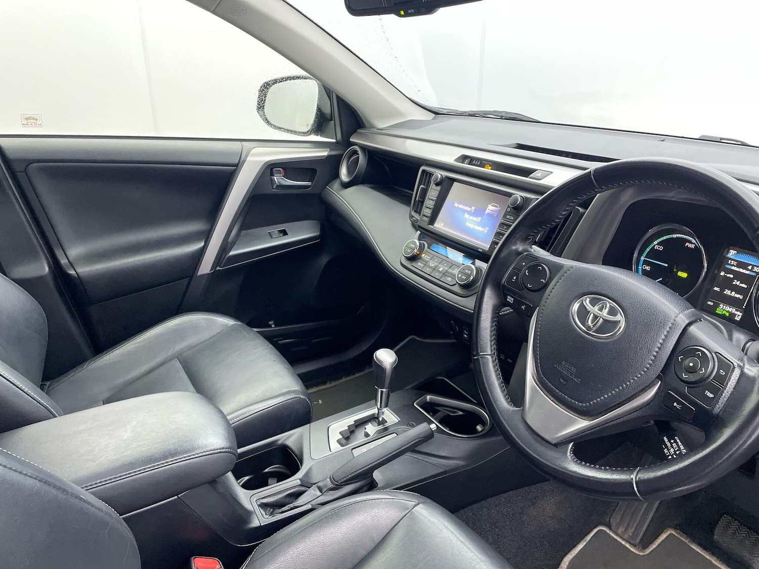Used Toyota RAV4 2016 for sale - 76499762: Photo 24