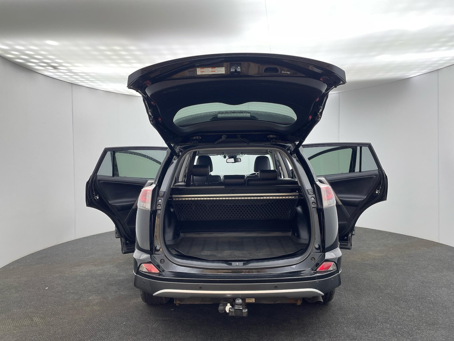 Used Toyota RAV4 2016 for sale - 76499762: Photo 37