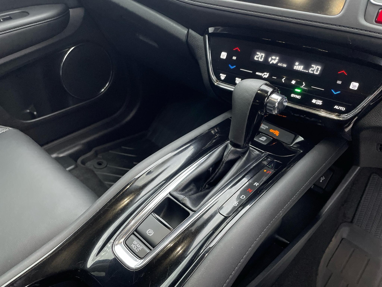 Used Honda HR-V 2016 for sale - 76498602: Photo 21