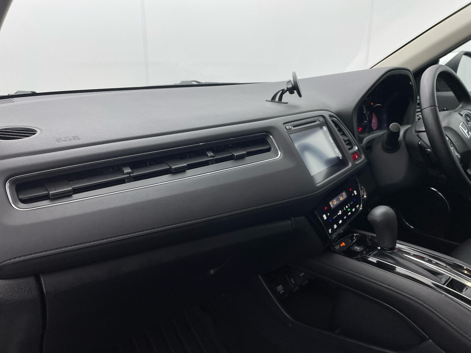 Used Honda HR-V 2016 for sale - 76498602: Photo 28