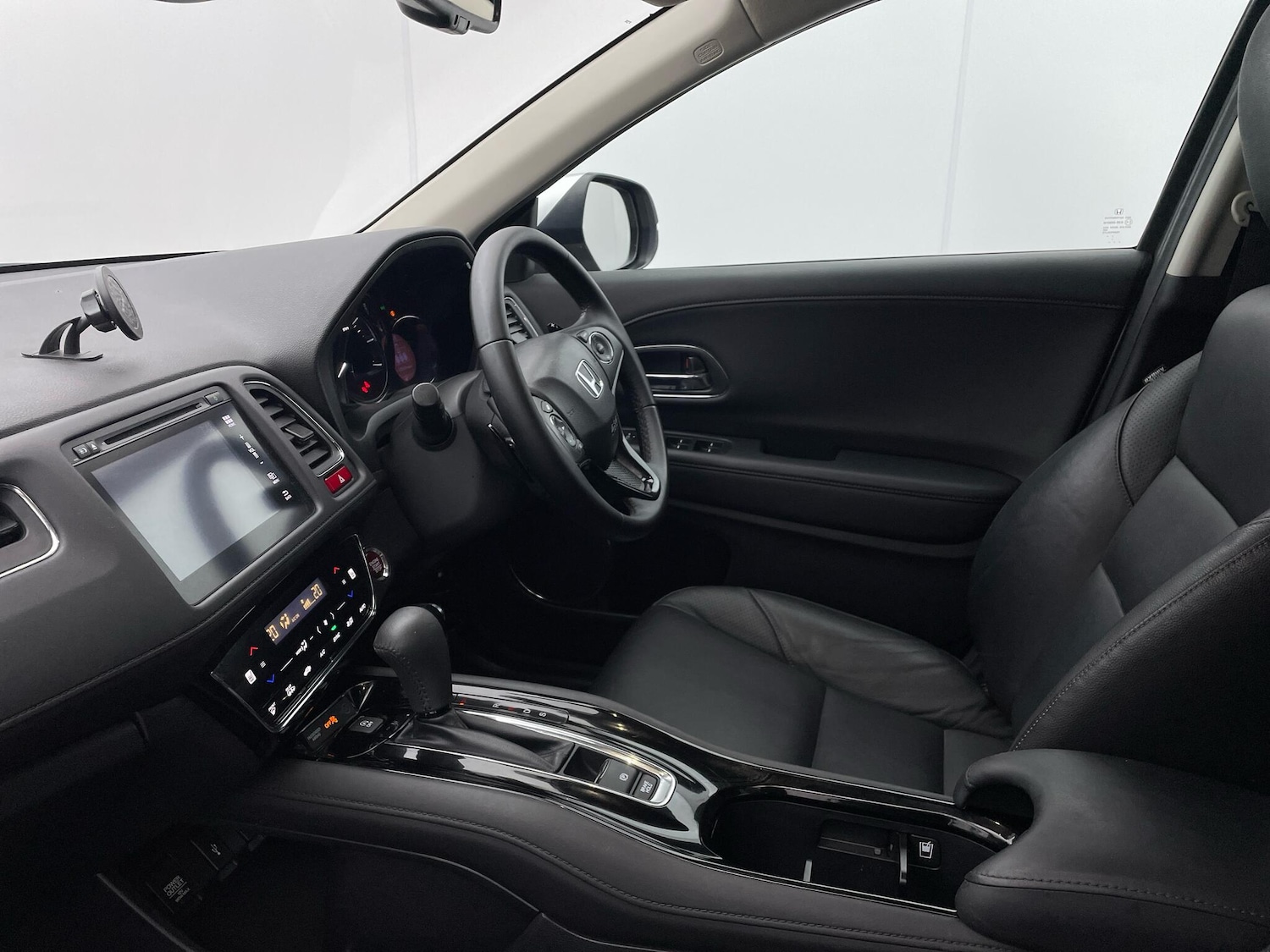 Used Honda HR-V 2016 for sale - 76498602: Photo 29